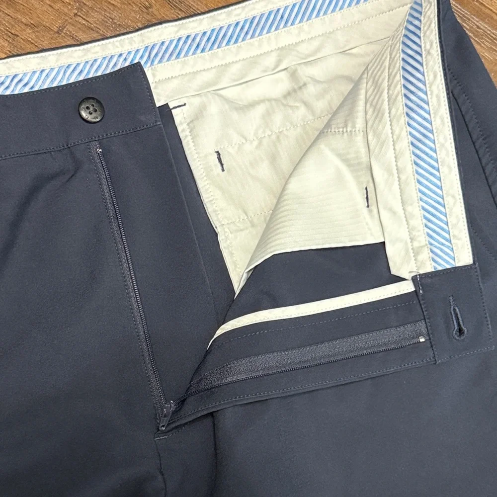 Men's Navy Shorts‎
